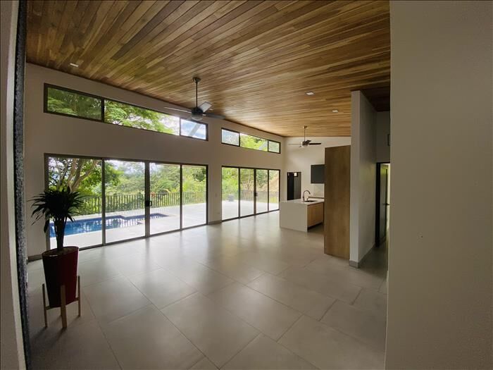 New House in Atenas!! en Atenas, Alajuela — $490,000