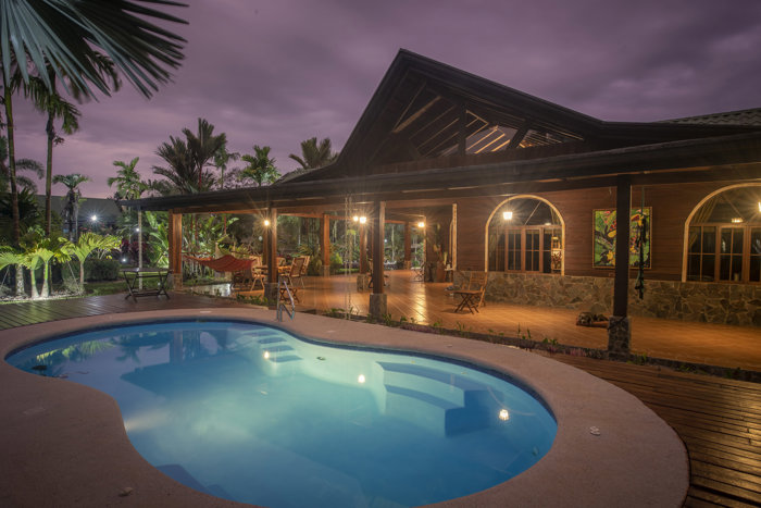 Venta Finca San Carlos, 142 Ha, 2 casas, piscina, caballerizas en La Fortuna, San Carlos, Alajuela — $3,500,000