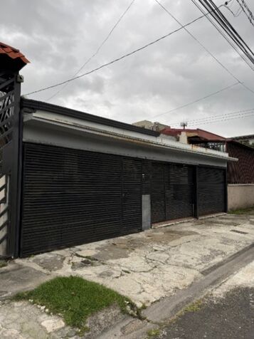 SE VENDE CASA + APARTAMENTO EN UN MISMO TERRENO –SABANILLA in Sabanilla, Montes De Oca, San José — ₡ 120 000 000
