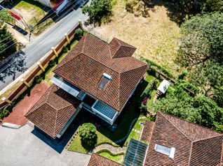 Casa de Ensueño en Ciudad Colón, ¡Compra o Alquila! in Colón, Mora, San José — $550,000 - Photo 5 of 55