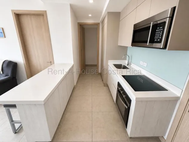 Alquiler de Apartamento en Curridabat. RAH 27-324 en Curridabat, San José — $1,380 - Foto 2 de 14