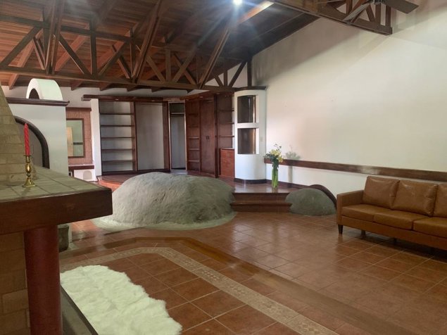 Alquiler o venta de casa de uso mixto en San Rafael de Escazú in San Rafael, Escazú, San José — $4,500 - Photo 2 of 13