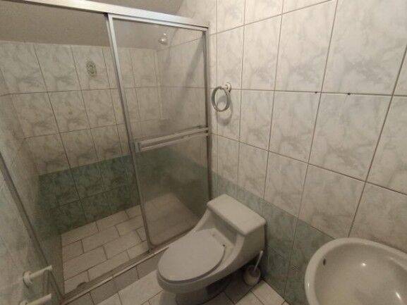 Se alquila propiedad comercial para oficinas en Mata Redonda 25-2007 en Mata Redonda, San José — $2,500