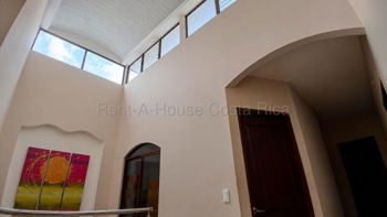 House for Sale - Excellent Opportunity to Buy a House in Gravilias, Desamparados, San José — 75 000 000 ₡ - Photo 3 of 9