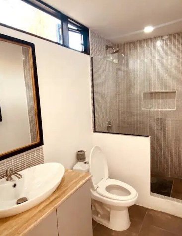 3 casas Airbnb con acabados unicos en Atenas en Atenas, Alajuela — $325,000 - Foto 3 de 16