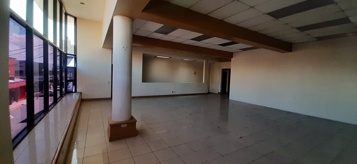 BODEGA DE 160 M2 EN HEREDIA CENTRO en Heredia — ₡ 650 000 - Foto 3 de 12