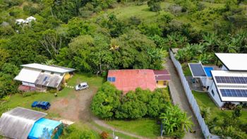 Propiedad Privada con Vistas a las Montañas y Dos Casas en Villa Nueva en El General, Pérez Zeledón, San José — $169,999 - Foto 5 de 37