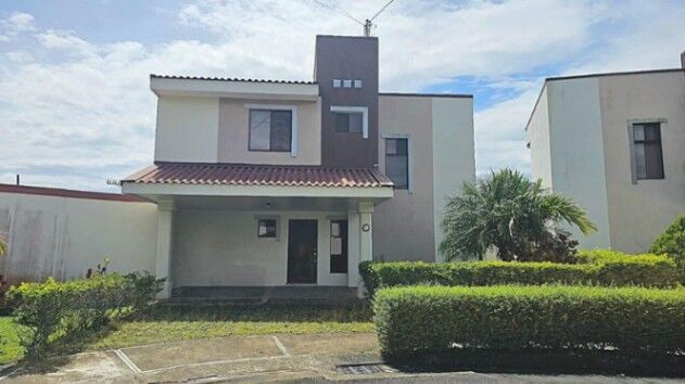 MLS-26-569 VENTA CASA MORAVIA SAN JOSE in La Trinidad, Moravia, San José — $220,000