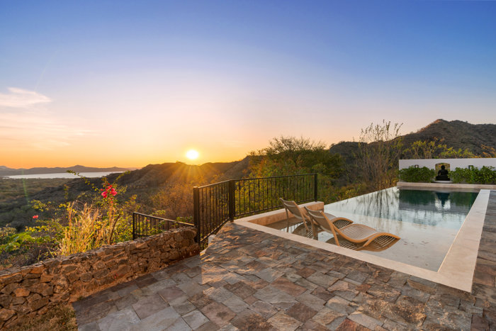 Beach house for sale en Santa Cruz, Guanacaste — $1,490,000