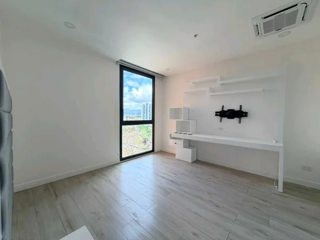 LUXURY RENTAL IN SABANA, METROPOLITAN TOWER. in Mata Redonda, San José — $3,500