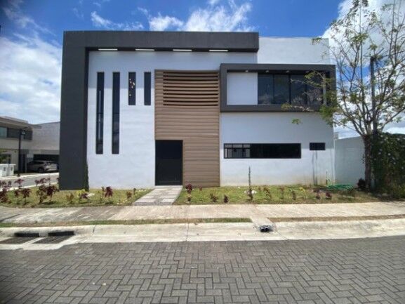 Venta de Casa en San Rafael de Escazú. RAH 26-522 en San Rafael, Escazú, San José — $335,000
