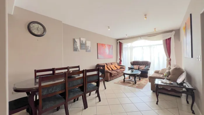 CASA EN VENTA EN SAN ANTONIO ESCAZÙ en Escazú, San José — $280,000 - Foto 3 de 12