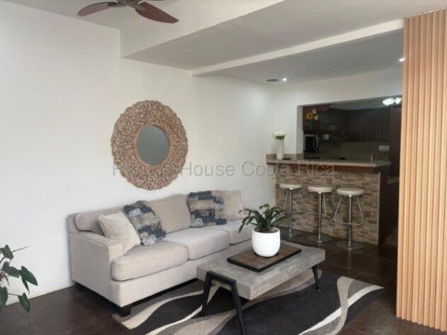 Venta de Casa en Ulloa-Heredia. RAH 26-1669 in Ulloa, Heredia — $195,000