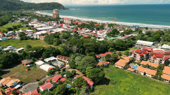 Hermoso Hotel en Jaco Centro in Jacó, Garabito, Puntarenas — $830,000 - Photo 2 of 77