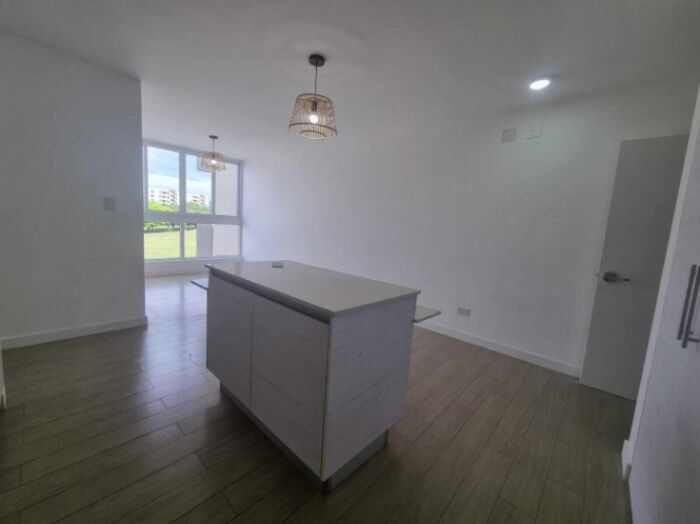 ALQUILER DE MODERNO APARTAMENTO EN CONCASA ALAJUELA in San Rafael, Alajuela — $950