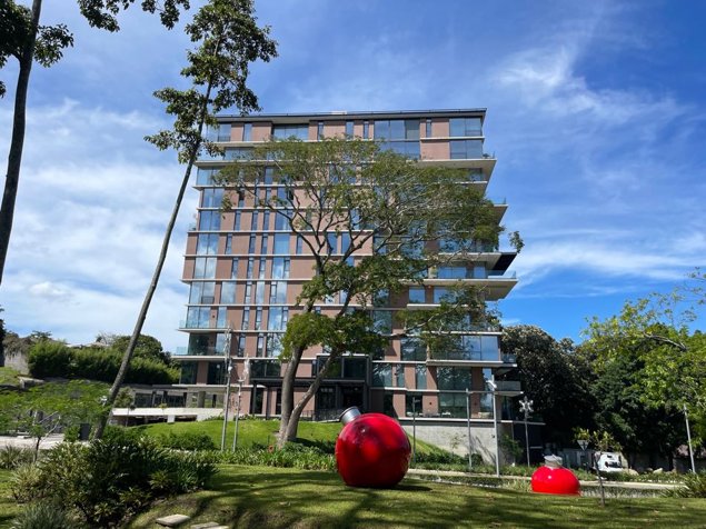 Lujoso apartamento en Avenida Escazu in Escazú, San José — $2,700,000