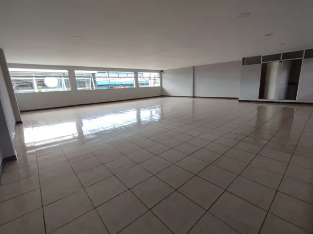 Se alquila Local Comercial - Heredia en Heredia — ₡ 2 500 000 - Foto 2 de 5