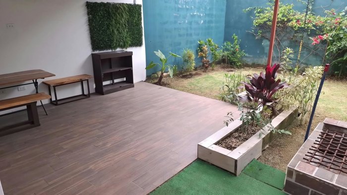 Casa  Moderna- amplia e Independiente en San Rafael in San Rafael, Heredia — $275,000