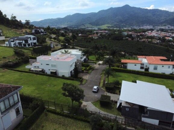 Venta de Lote en La Unión, Cartago. in San Juan, La Unión, Cartago — $320,000