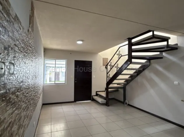 CASA EN VENTA EN SAN PABLO DE HEREDIA in San Pablo, Heredia — ₡ 48 650 000 - Photo 2 of 12
