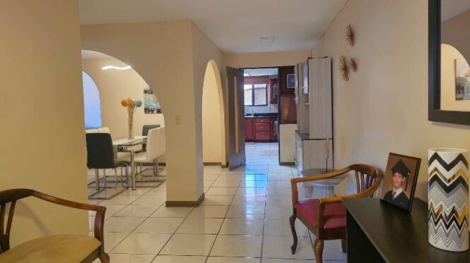Se vende casa con patio en Mata de Plátano Goicoechea 26-1275 en Mata de Plátano, Goicoechea, San José — $199,000
