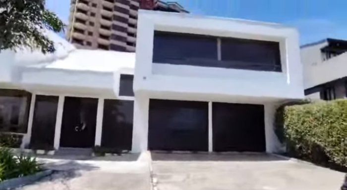 Hermosa Casa De 3 Niveles en San Rafael, Escazú, San José — $1,070,000