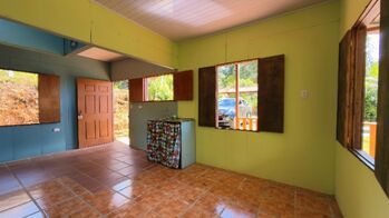 CABANA DE MONTANA CON VISTA AL VALLE EN QUEBRADAS, PEREZ ZELEDON en San Isidro De El General, Pérez Zeledón, San José — $59,999 - Foto 4 de 25
