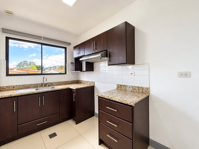 APARTAMENTO EN ALQUILER EN CONDOMINIO LA FLORESTA, TRES RÍOS en Tres Ríos, La Unión, Cartago — ₡ 625 000 - Foto 2 de 19