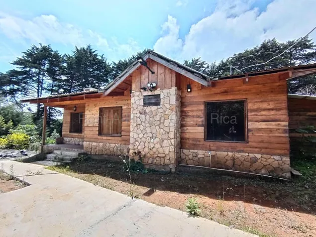Cabin Rental in Aserrí-Tarbaca. RAH 27-978 in Aserrí, San José — ₡ 330 000