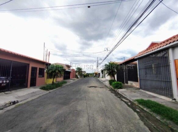 Casa en venta en La Guácima de Alajuela en Guácima, Alajuela — ₡ 67 500 000