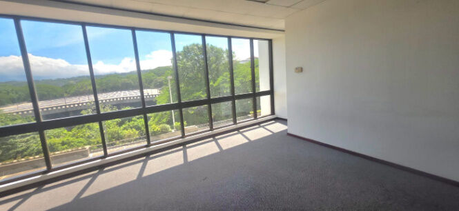ALQUILER DE OFICINA, SAN JOSÉ, SANTA ANA, PARQUE EMPRESARIAL FORUM 1 - 10201633 in Santa Ana, San José — $9,846