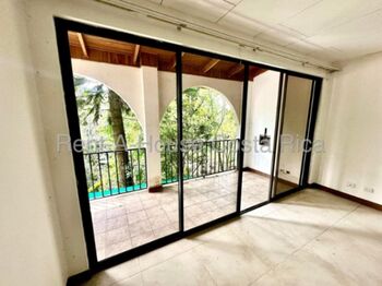 Venta de Casa en La Unión-Tres Ríos. RAH 26-1592 PRECIO REBAJADO en Tres Ríos, La Unión, Cartago — $650,000 - Foto 4 de 6