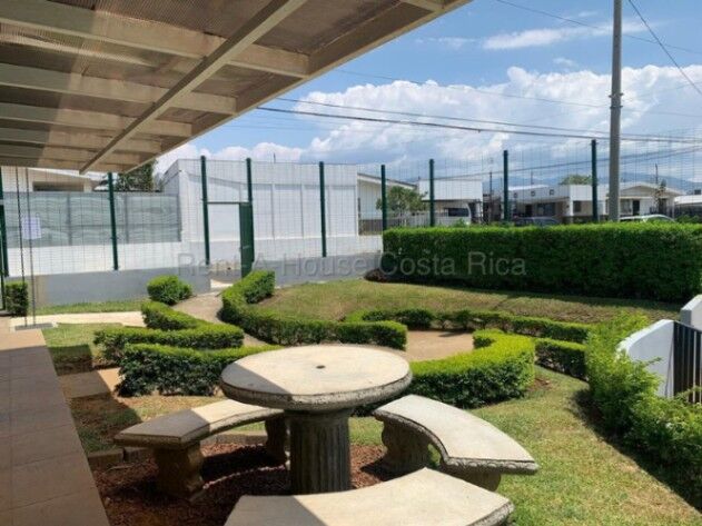 Venta de Casa en Alajuela. RAH 26-1730 en Alajuela — ₡ 76 000 000