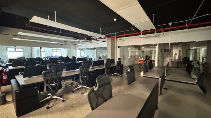 Venta/Alquiler de oficinas en Momentum Pinares, Curridabat (AD) in Sánchez, Curridabat, San José — $409,395 - Photo 2 of 21
