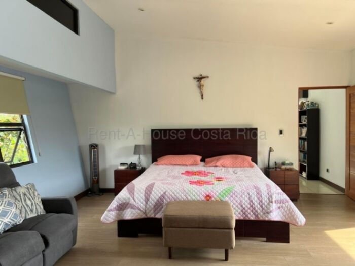 Venta de Casa en Barva de Heredia. RAH 26-1533 en Barva, Heredia — $890,000