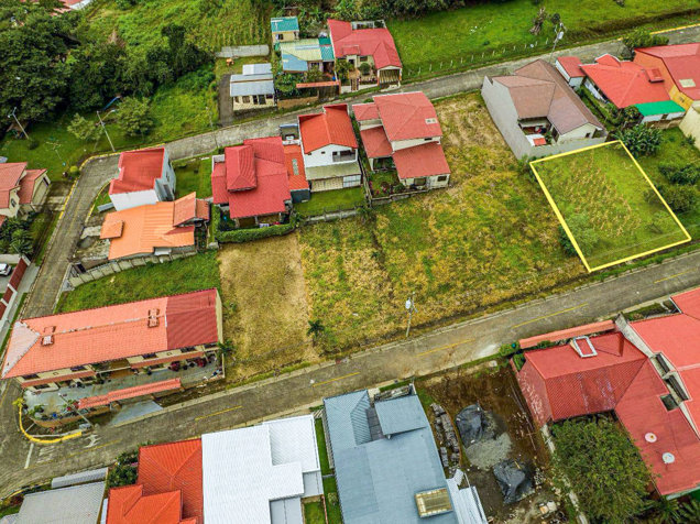 Development opportunity lot for apartments in Grecia en Grecia, Alajuela — ₡ 30 000 000
