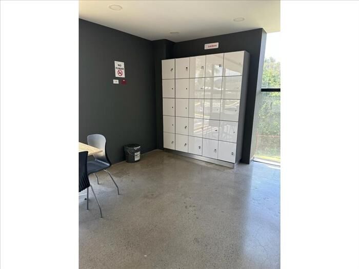 ALQUILER DE OFICINA, SAN JOSÉ, ESCAZÚ, CONDOMINIO TRILOGIA en Escazú, San José — $2,267