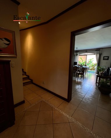 Venta de Casa en Praderas del Sol, Santa Ana in Santa Ana, San José — $298,000 - Photo 3 of 20