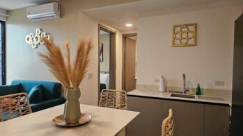 Alquiler de Moderno Apartamento Amoblado en Merced, San José. RAH 26-188 en Merced, San José — $1,200 - Foto 5 de 16