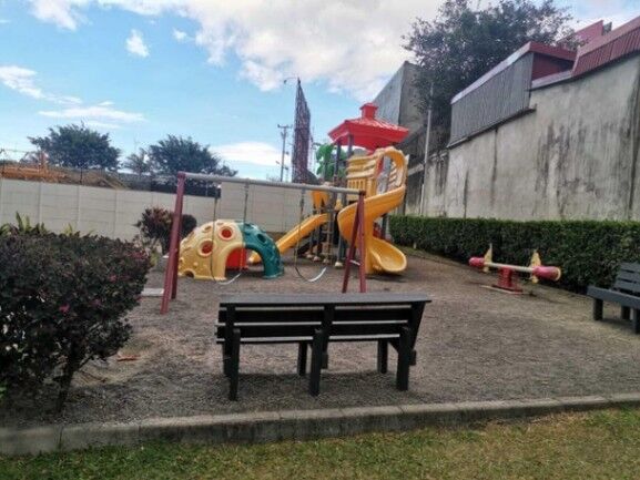 MLS-23-2372 VENTA APARTAMENTO HATILLO SAN JOSE  en Hatillo, San José — $140,000