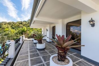 Majestuosa Mansión en las Montañas de Escazú – Lujo, Exclusividad y Naturaleza in San Antonio, Escazú, San José — $1,995,000 - Photo 4 of 30