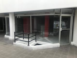 VENTA DE EDIFICIO COMERCIAL, MORAVIA, PLAZA DORADA. en San Vicente, Moravia, San José — $1,100,000 - Foto 5 de 8