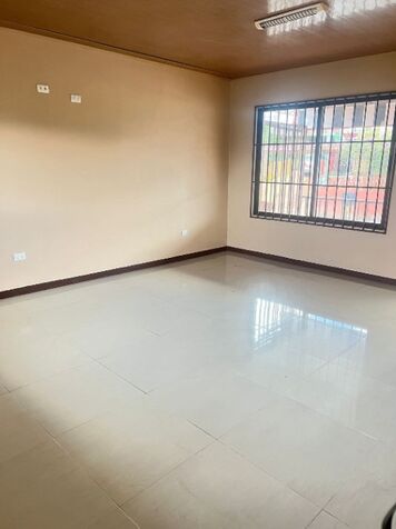 BELLA CASA Y 3 LOCALES COMERCIALES EN SAN VITO.  in San Vito, Coto Brus, Puntarenas — ₡ 92 000 000