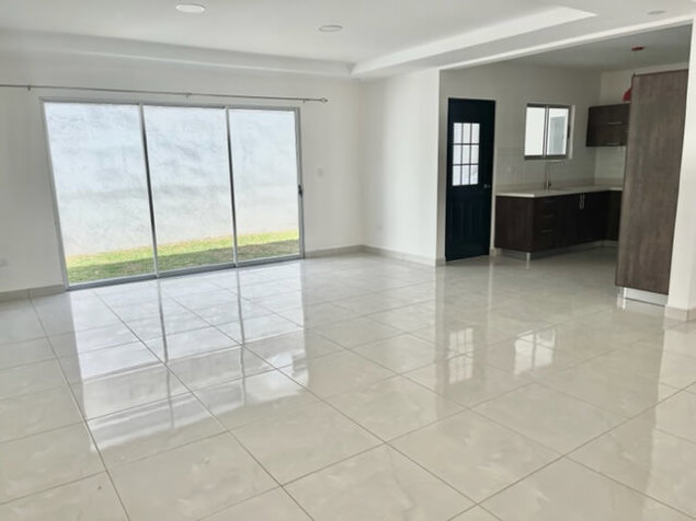 Bella Casa Nueva en San Juan La Union Cartago in San Juan, La Unión, Cartago — $245,000 - Photo 3 of 33