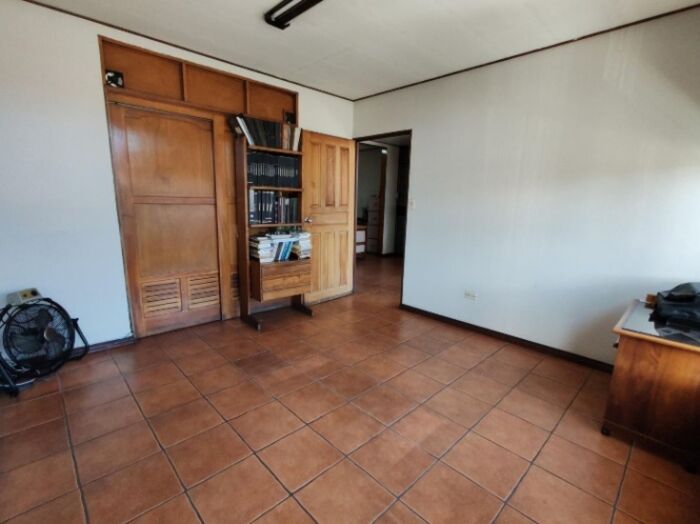 Venta de Edificio Comercial en el Centro de Alajuela. RAH 25-1698 in Alajuela — ₡ 203 000 000