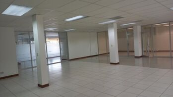 Alquiler de Local Comercial en Curridabat-Sánchez. RAH 24-945 en Sánchez, Curridabat, San José — $8,218 - Foto 5 de 14