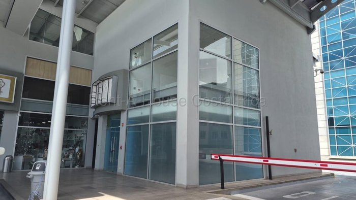 Venta de Moderno Local Comercial en Plaza Murano, Santa Ana / Mls. 26-2045 OFC JB in Santa Ana, San José — $780,000