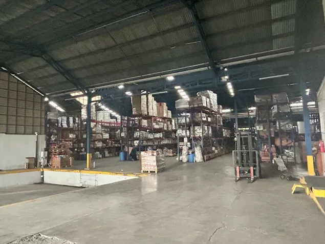 VENTA DE BODEGA, SAN JOSE, LA URUCA, en Uruca, San José — $2,300,000 - Foto 3 de 17