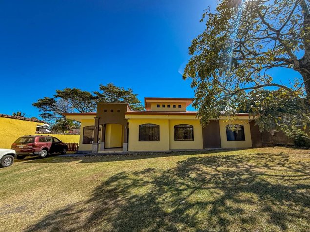 Venta de casa en Santa Ana, Piedades, San José in Piedades, Santa Ana, San José — ₡ 255 000 000