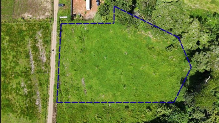 SE VENDE TERRENO LISTO PARA CONSTRUIR CON TOPOGRAFIA PLANO Y EXCELENTE UBICACION en Savegre, Quepos, Puntarenas — $99,995